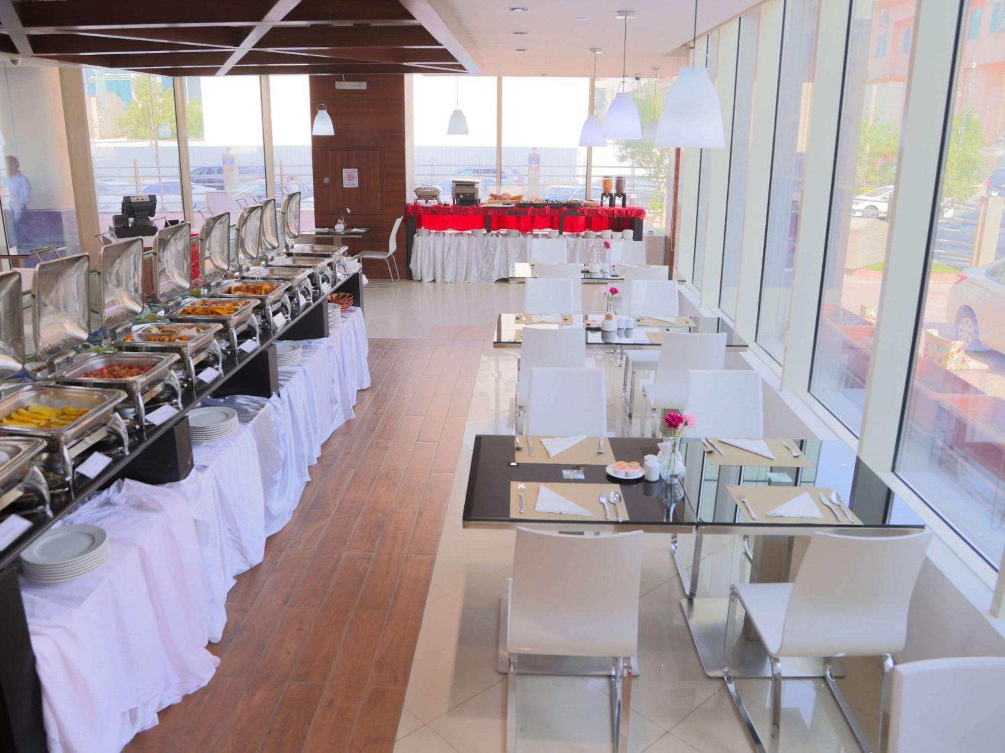 Novotel Suites Riyadh Centre Ngoại thất bức ảnh