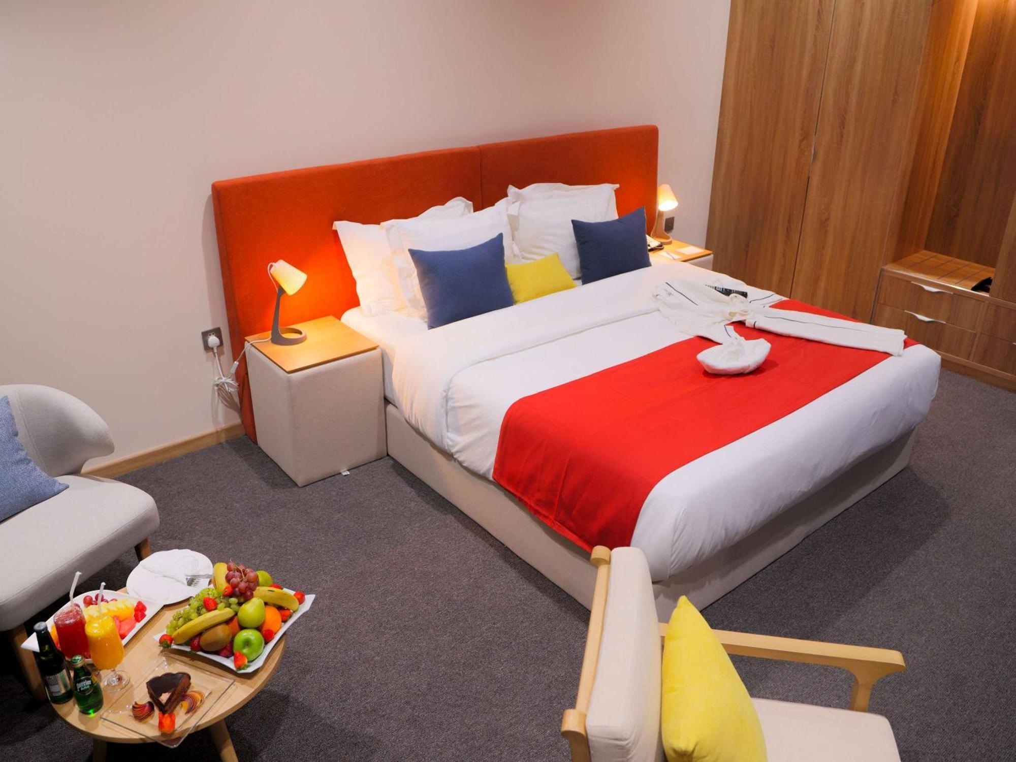 Novotel Suites Riyadh Centre Ngoại thất bức ảnh